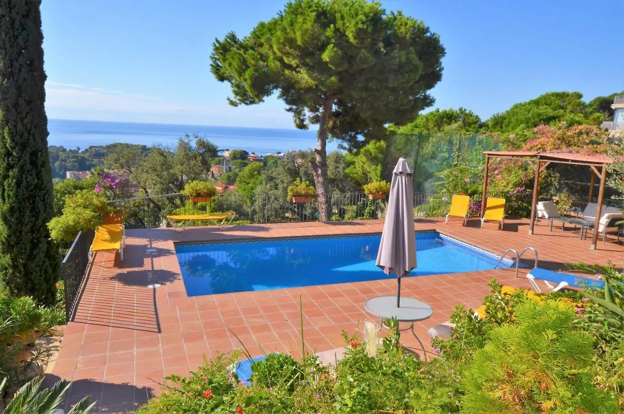 Villa Flores 8 Personas Lloret De Mar