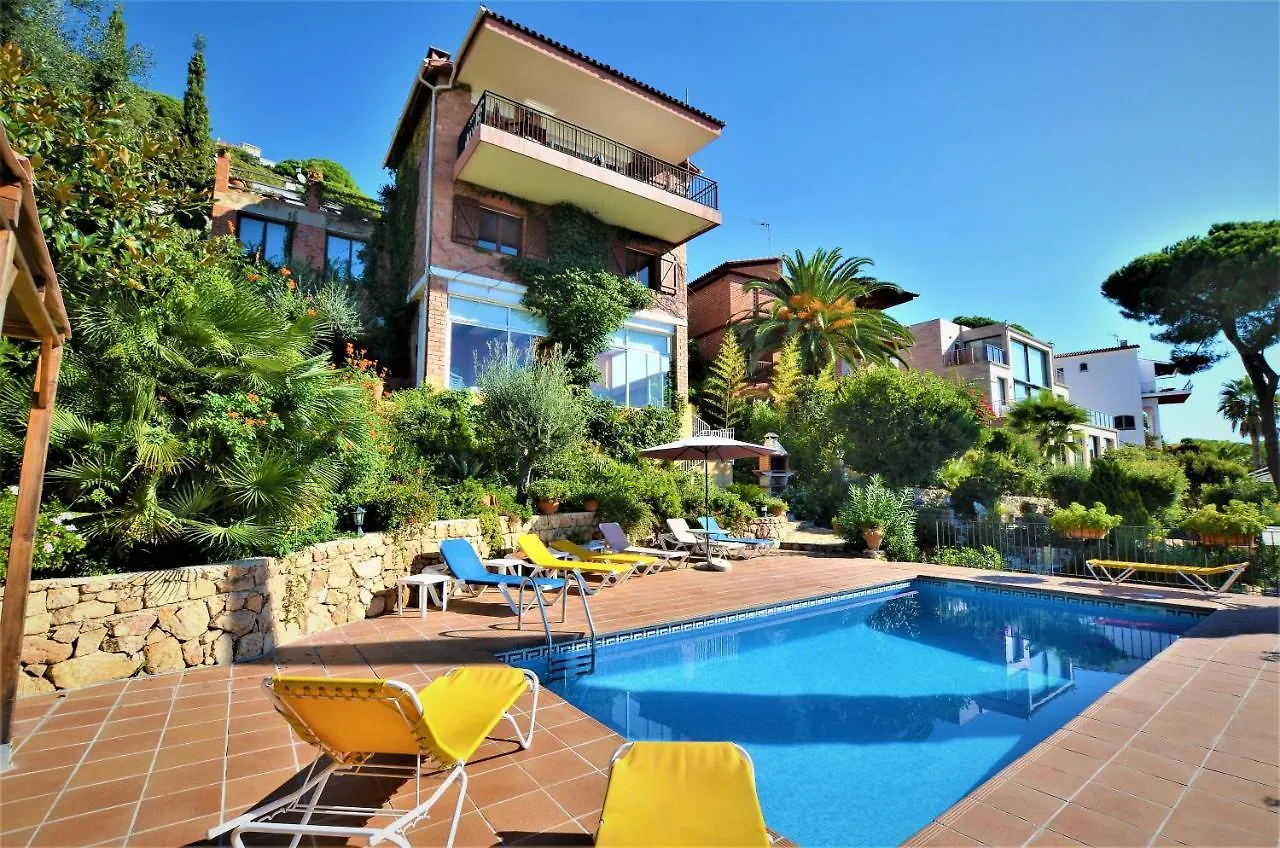 Villa Flores 8 Personas Lloret De Mar