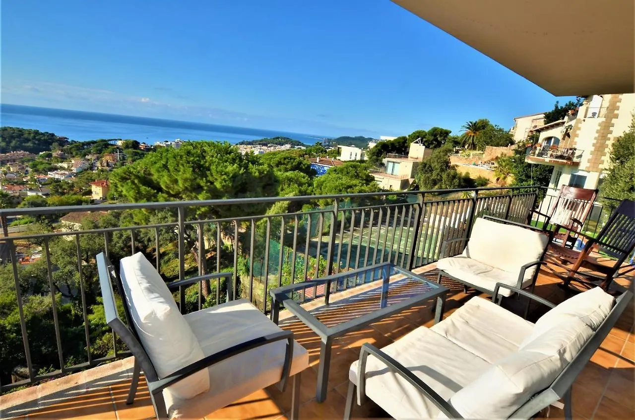Villa Flores 8 Personas Lloret De Mar Spain